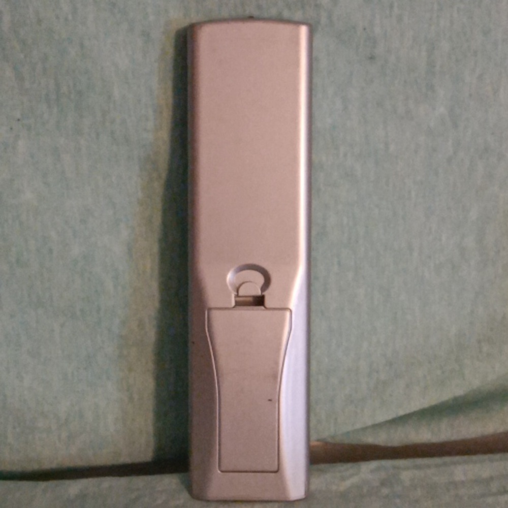 Original Journey's Edge 10-function Universal Remote Control - Picture 2 of 2